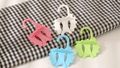 J306 Popular Buying Requests for Plastic Small Multi function small Coat hanger for Baby