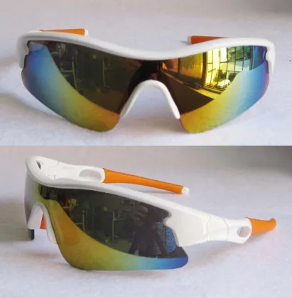 Sports glasses with UV400 protection