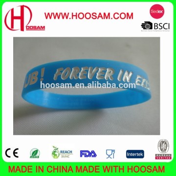 Cheapest Silicone Bracelet with Customs Logo