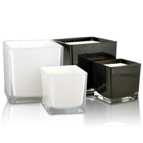 China Unique Square Shape Aromatherapy Luxury Scented Glass Candle Supplier