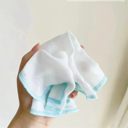 Bamboo cotton cosmetic wipe