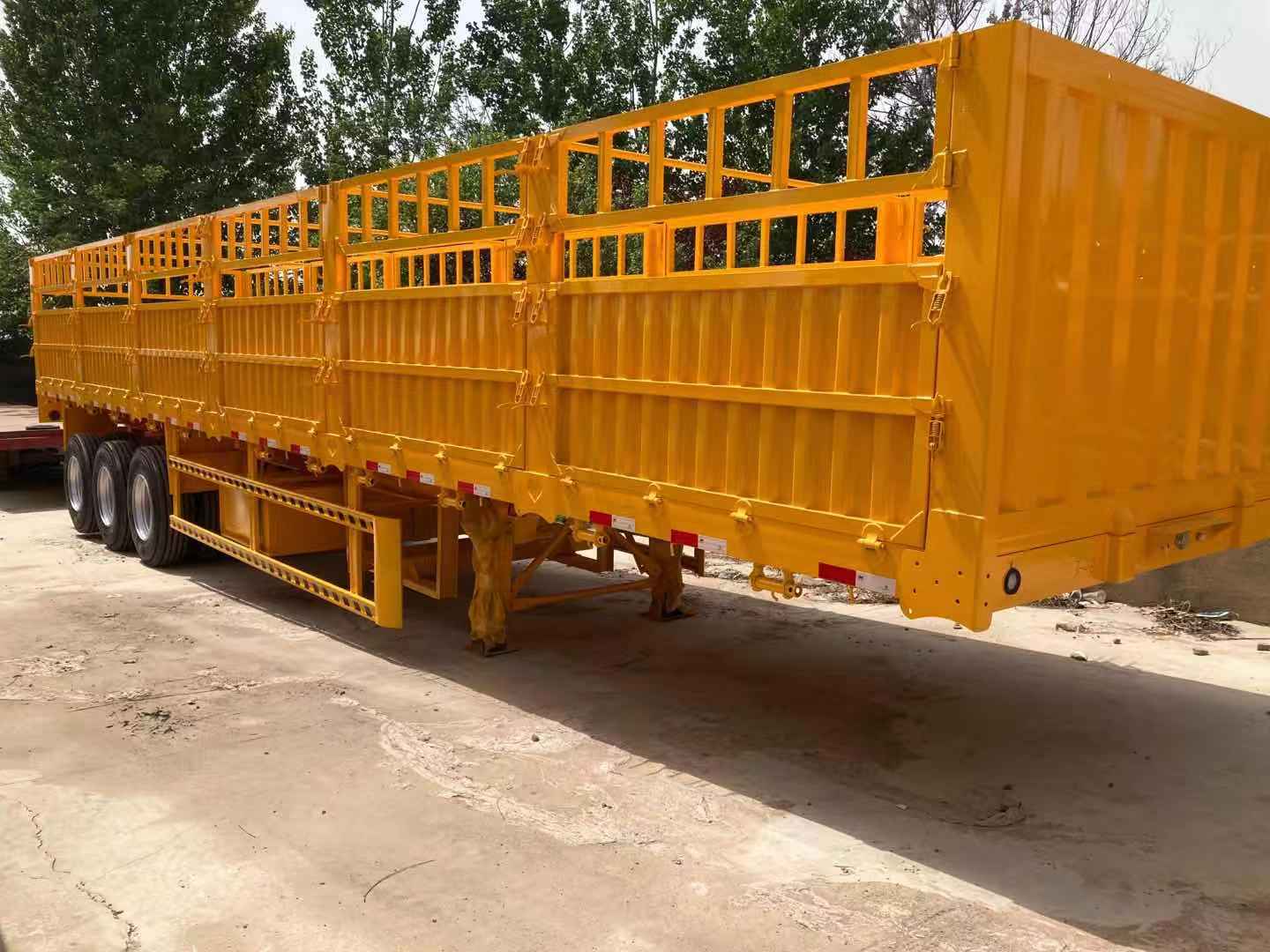 side wall  trailer 