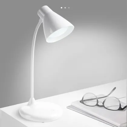 Modern Art Bedroom Desk Lamp for Reading and Decoration