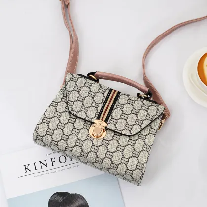 Crossbody Organizing Messenger Tote with Handle