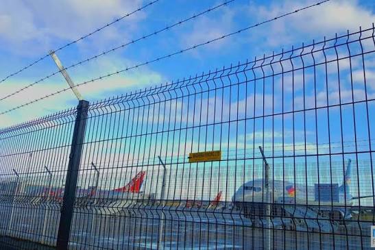 airport fence4
