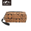 Geometrisches Modedesign Kork Make-up Tasche