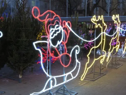 460cm LED Santa Riding Reindeer Sleigh Christmas Motif Rope Lights