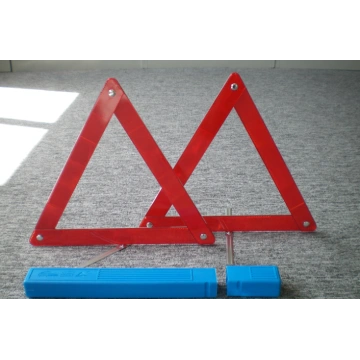 Haut Triangle de signalisation routière réfléchissante visible - Chine  Triangle d'avertissement, voiture Avertissement Triangle