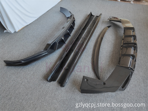 CM Style Carbon Fiber Body Kit for Porsche Cayenne 9Y0