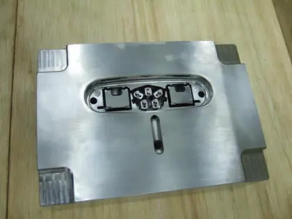 Taiwan Engineering plastic tube mold