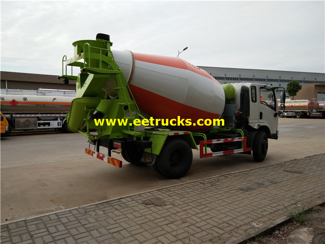 4000 Litres 4x2 Dongfeng Cement Mixer Trucks