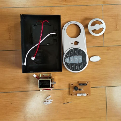 Electronic Panel Locks for Safes