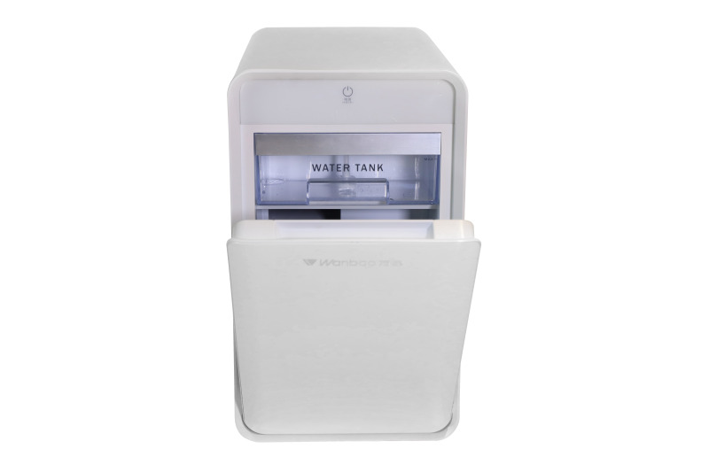 WZB4B white householdiceball maker