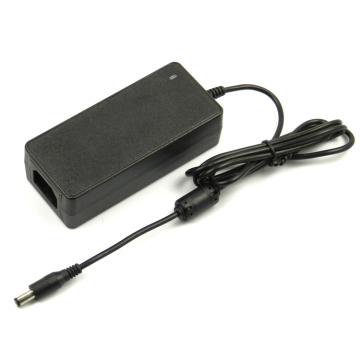 5V 6A Malý adaptér napájecího napájení IEC320-C14