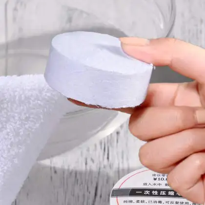 TravelMate: Compact Disposable Washcloths for On-the-Go Hygiene
