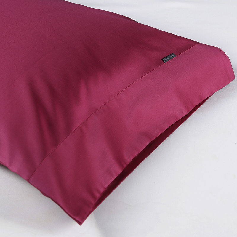 Cherry Red 4 PCS 100% Egyptian Cotton Bedding Sets