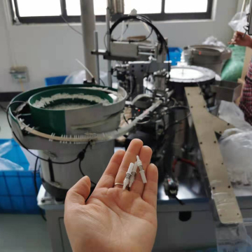 Spray Core Assembly Machine