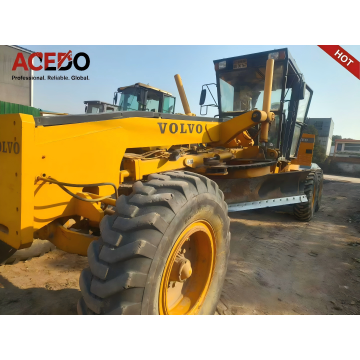Motoniveladora Volvo G740