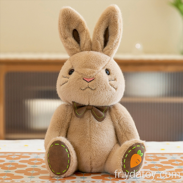 Oreiller de lapin brun mignon en peluche