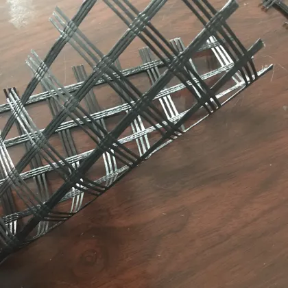 Bitumen Coated Fiberglass Geogrid for Asphalt .Reinforment