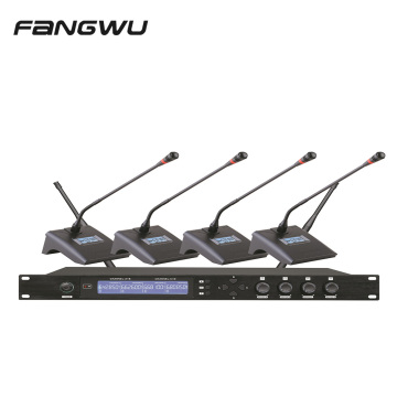 Sistema de microfone sem fio UHF de 4 canais profissionais com microfones dinâmicos para karaokê