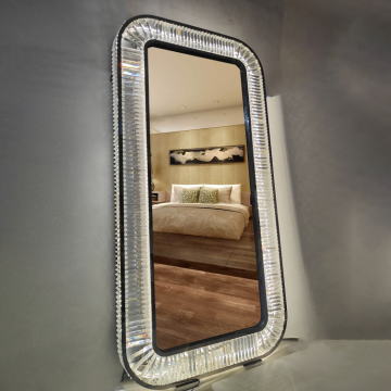 Grands miroirs LED de style industriel pour les salles à manger