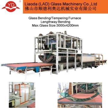 Glass bending and tempering furnace