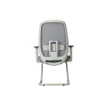 Silla de red simple y generosa con marco de arco