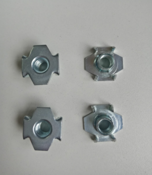 Zinc Plated Hopper Feed Riveted Tee Nuts