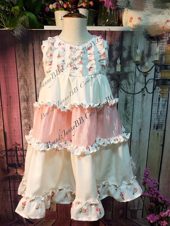 white cake dress