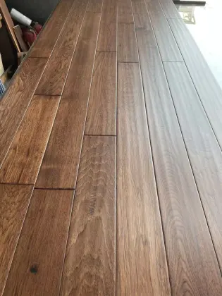 Hickory hardwood flooring / solid wooden floor