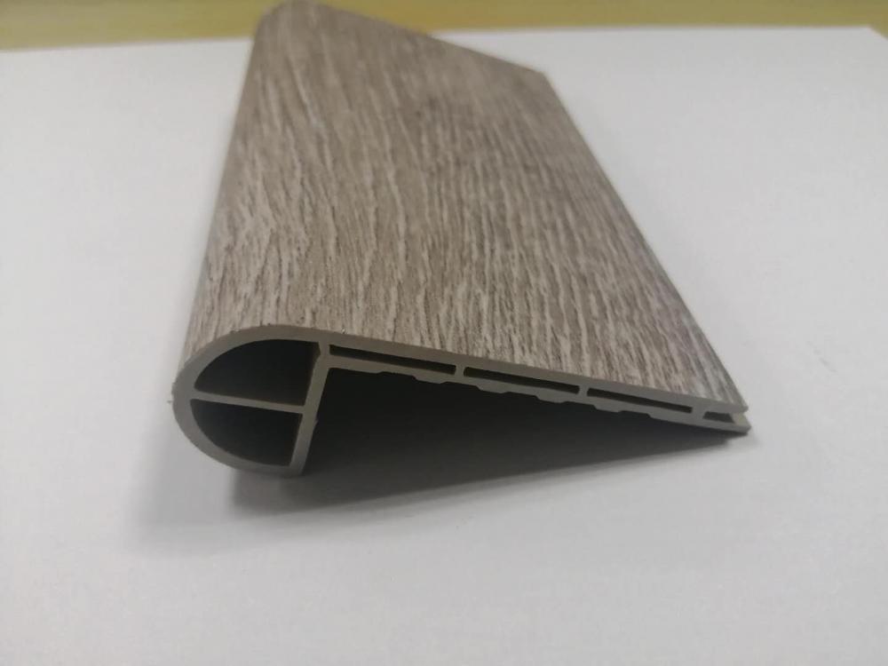 Dekoratif Waterproof PVC SPC tangga hidung untuk rumah