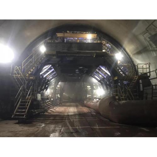 Construcción de túnel con carro de revestimiento sin pórtico