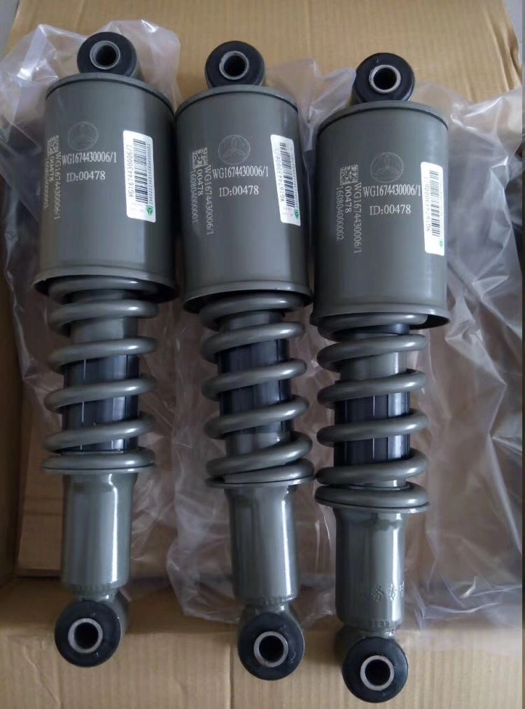 アサシン Original Sinotruk HOWO Truck Spare Parts Front Shock