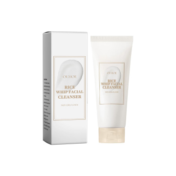 Lavagem facial calmante de arroz orgânico natural: fórmula de espuma de limpeza profunda