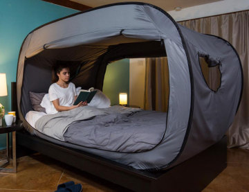 Smart Bed Tent for Privacy and Comfort Indoors