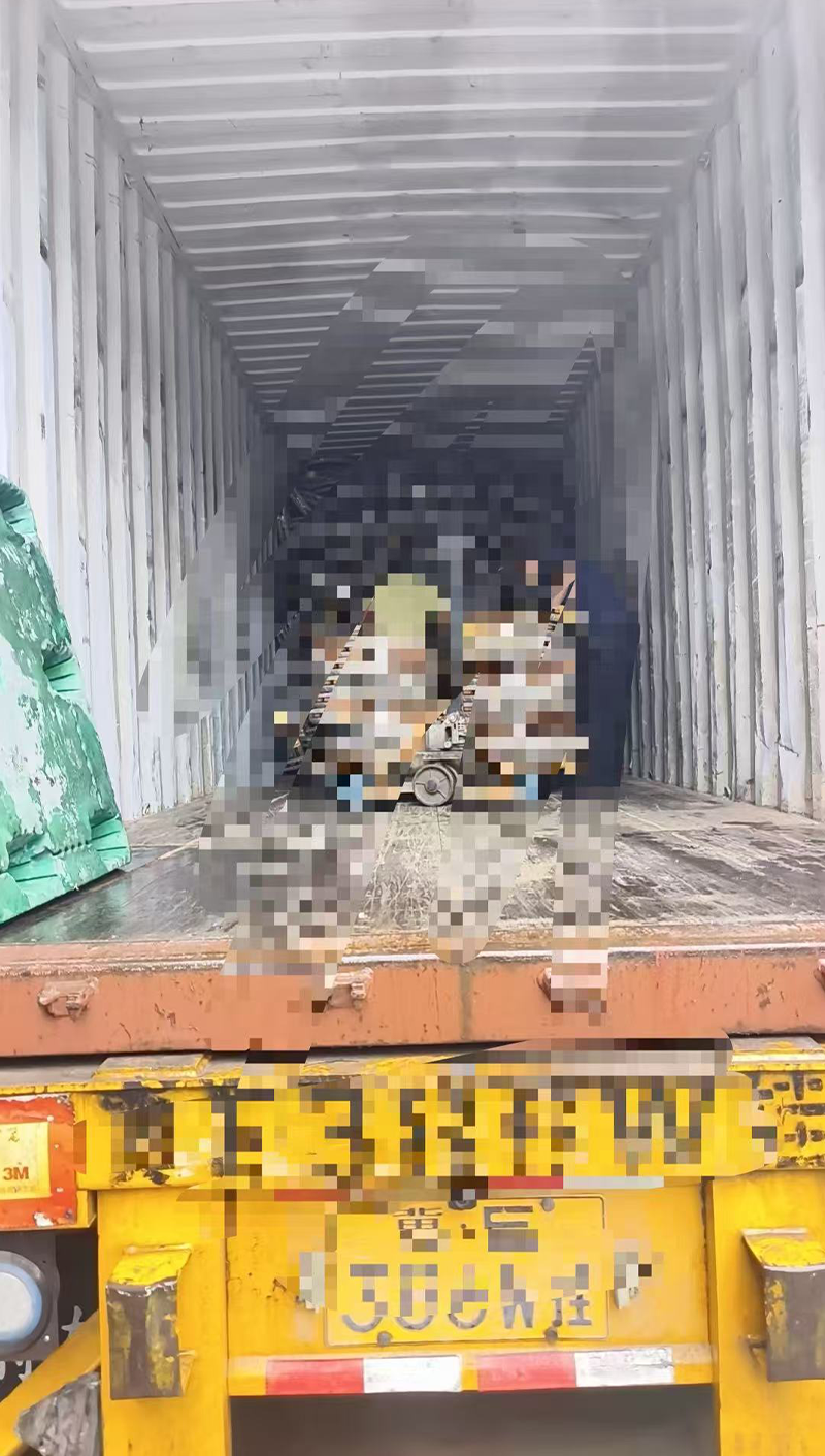 Quality Wins Repeat Customers! 10 Containers of Rislife Tires Shipped Overseas in a Single Batch