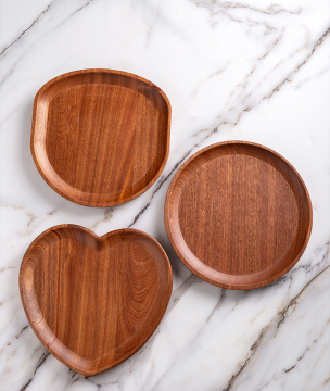 Heart Shaped Plates and Sushi Trays for Valentine's Day