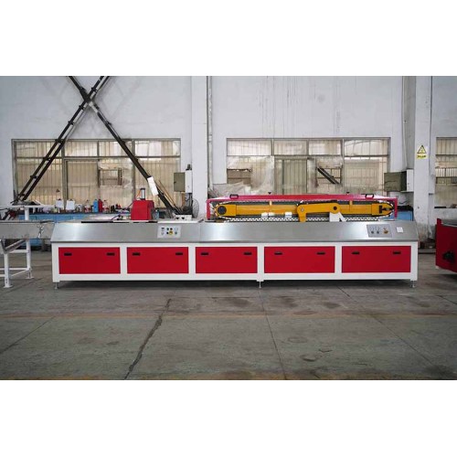 အပြည့်အဝအလိုအလျောက် upvc ခေါင်မိုးကြွေထုတ်လုပ်မှုလိုင်း