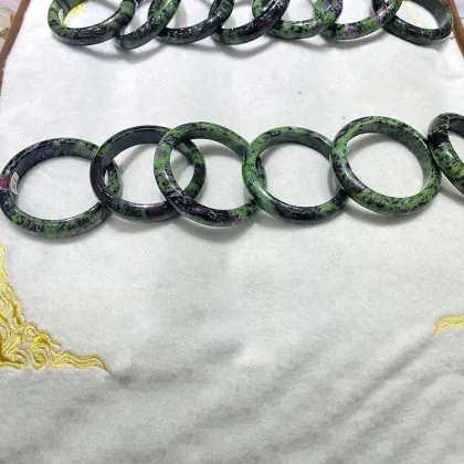 High Quality Natural Ruby Zoisite Jade Crystal Bracelet for Gifts
