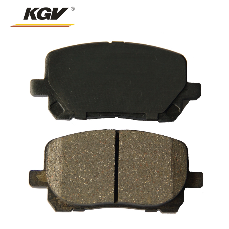 Auto Parts Disc Brake Pad for Toyota