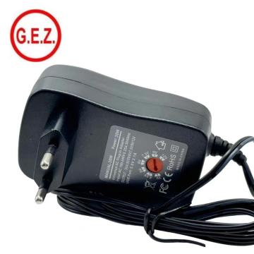 CE FCC ROHS Disenaraikan 30W Supply Power Universal 3V 4.5V 5V 6V 7.5V 9V 12V Penyesuai AC/DC laras dengan 5V 2.1A port USB