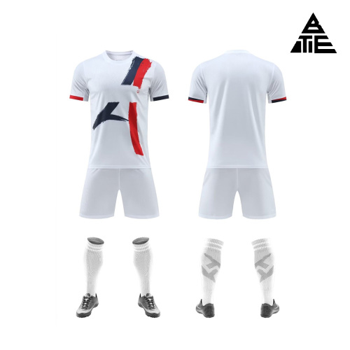 Camiseta de fútbol ajustada y de secado rápido.