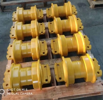 R485-7 R520LC-9S Excavator Bottom Track Roller 81QB-11010