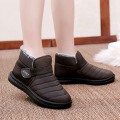Warm snow boots are lightweight and cold resistant
