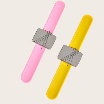 Magnetic Wrist Band with Salon Hair Tools Design