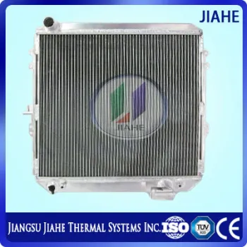 High Performance Aluminum car radiator for Toyota Surf Hilux LN130 2.4/2.0 90-96