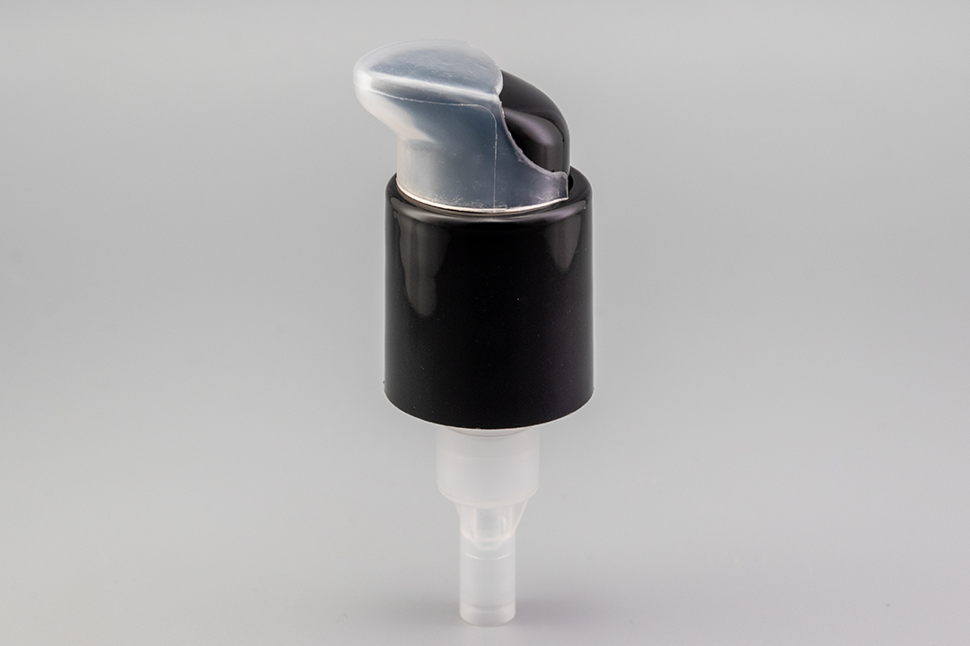 24/410 Black Smooth Left-Right Lock Lotion Pump with Protective Cap