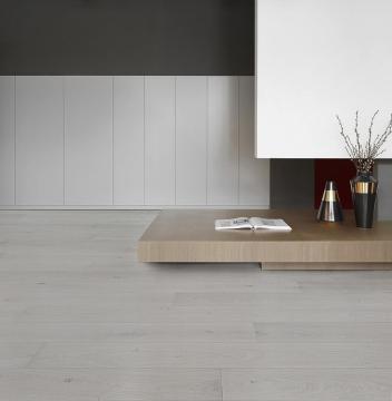Oak Hardwood Floor Commercial Home Use Wood Flooring