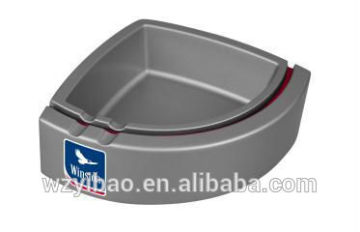 2016 unique sivil color aluminium triangle ashtray